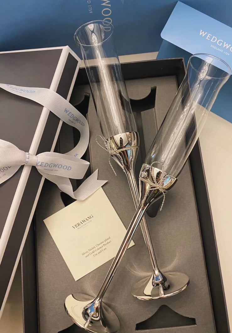 S03 Verawang Toasting Flutes