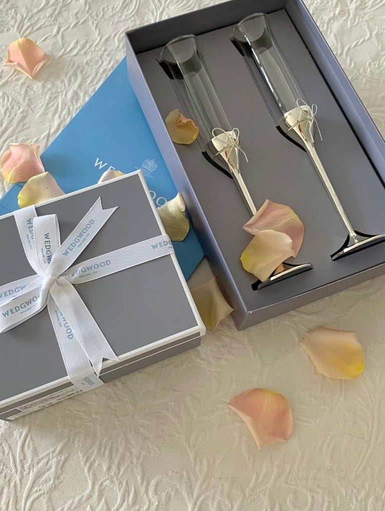 S03 Verawang Toasting Flutes